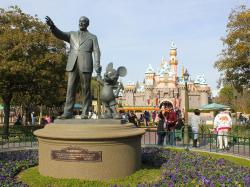 Walt Disney: Disneyland Expansion in California!