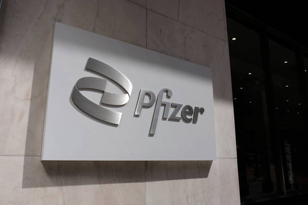 Pfizer Aktie-Aktie: Sollten Sie jetzt kaufen?