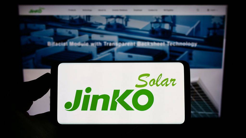 JinkoSolar-Aktie: Sollten Sie jetzt kaufen?