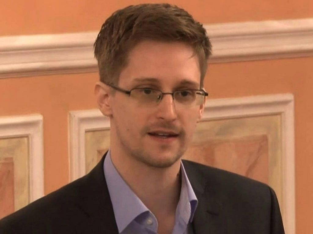 Bitcoin: Edward Snowden mit Interesse an der Ablösung von Elon Musk als Twitter-CEO!