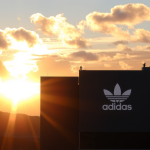 Adidas-Zentrale im Sonnenuntergang