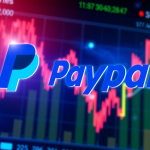 PayPal-Aktienkurs steigt auf digitaler Tafel