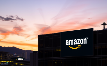 Amazon-Hauptquartier in Seattle bei Sonnenuntergang